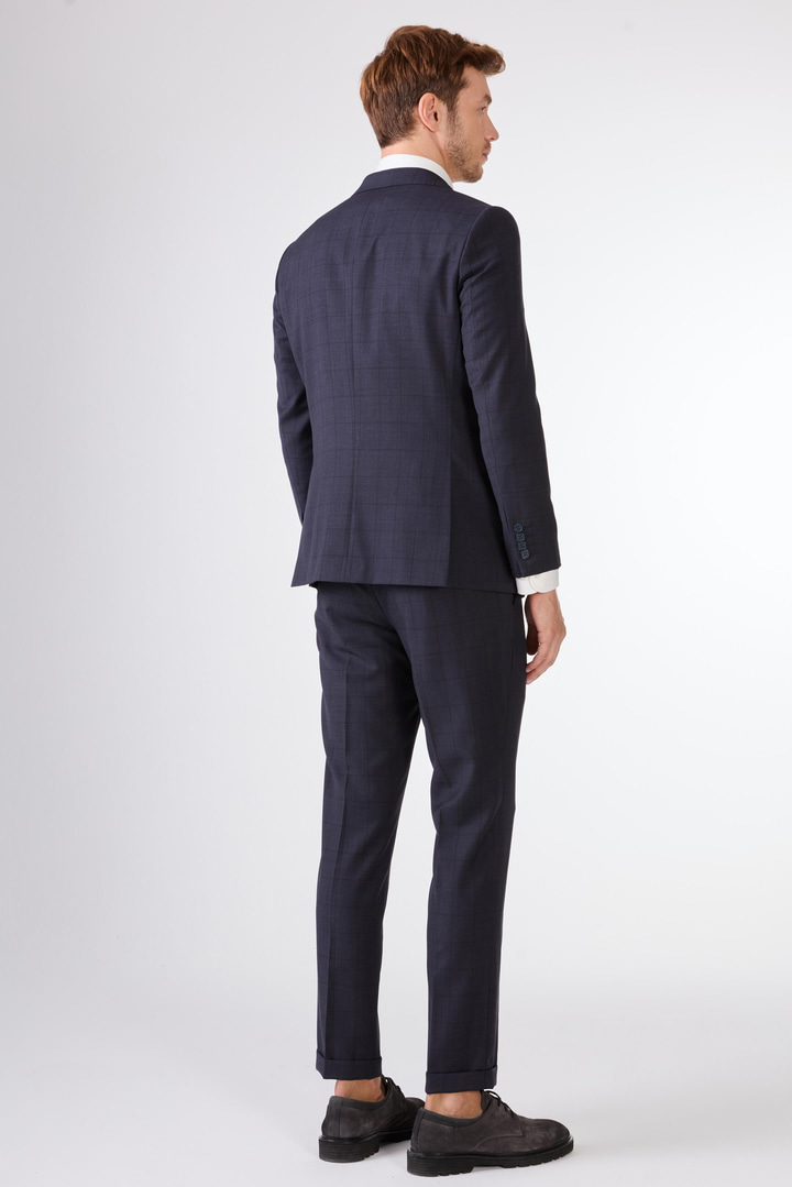 Koyu Lacivert Balıksırtı Slim Fit Erkek Takım Elbise