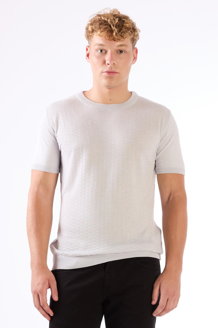 Açık Gri O Yaka Düz Renk Kısa Kollu Slim Fit Triko Tshirt