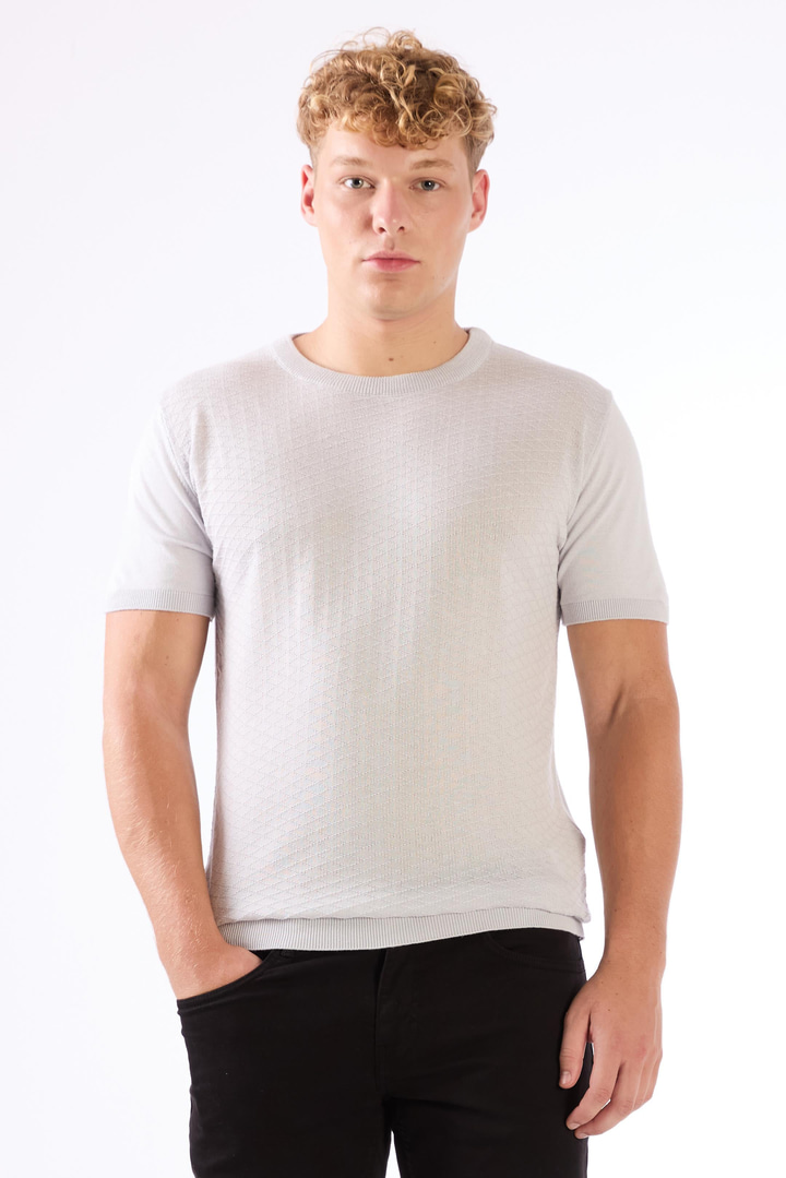 Açık Gri O Yaka Düz Renk Kısa Kollu Slim Fit Triko Tshirt