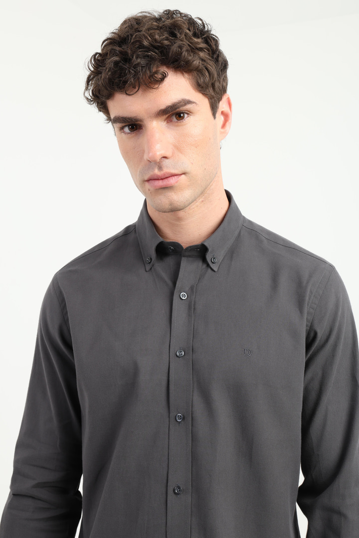 Koyu Gri Yaka Düğmeli Slim Fit Erkek Gömlek
