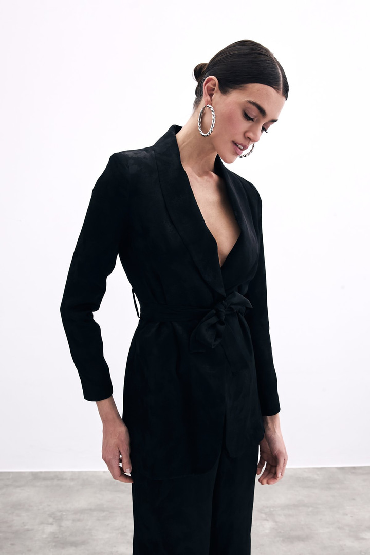 Bağlamalı Jakarlı Ceket - Siyah