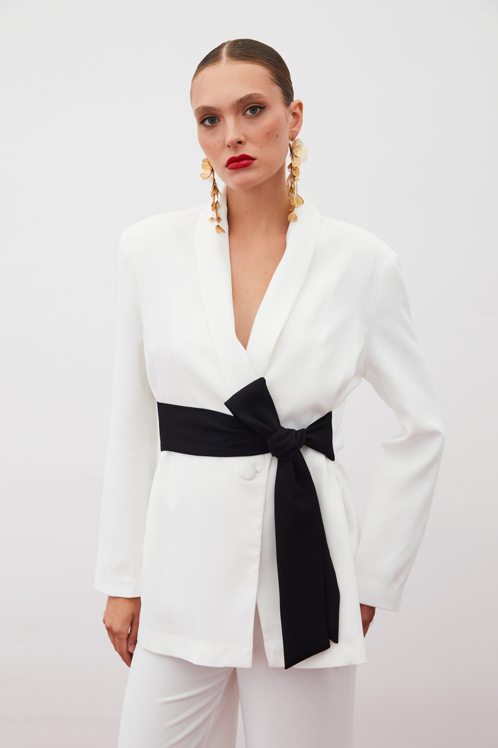 Beli Kuşaklı Uzun Ceket - EKRU