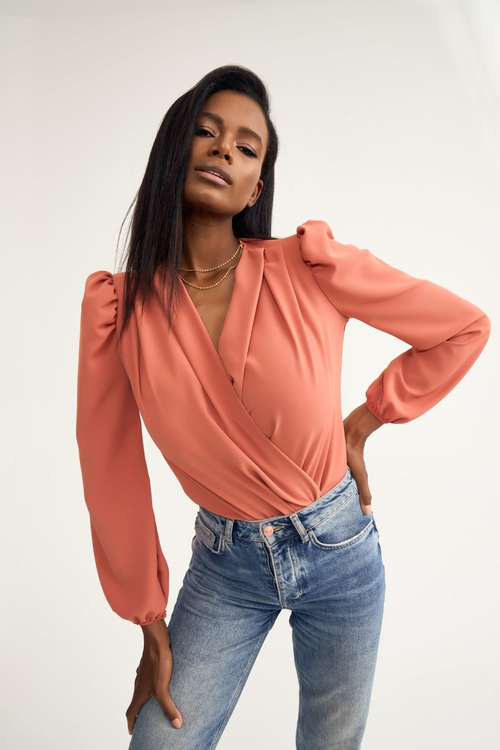 Kruvaze vatkalı bodysuit - TARÇIN