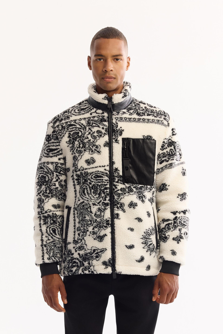 Beyaz Dik Yaka Rüzgar Geçirmez -4 Dereceye Dayanıklı Peluş Mont