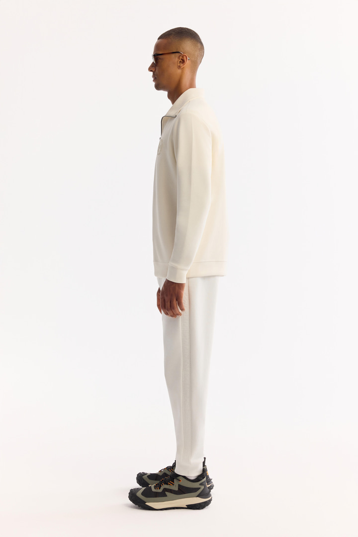 Ekru Dik Yaka Fermuarlı Soft Touch Baskılı Sweatshirt