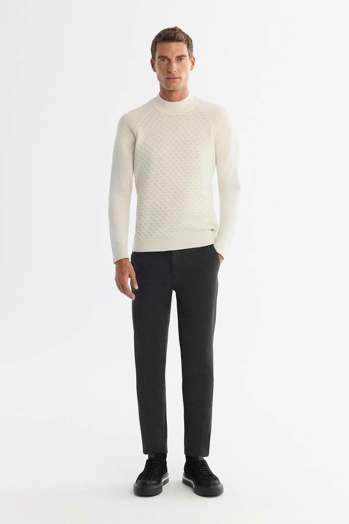 Ekru Yarım Balıkçı Yaka Soft Touch Triko Kazak