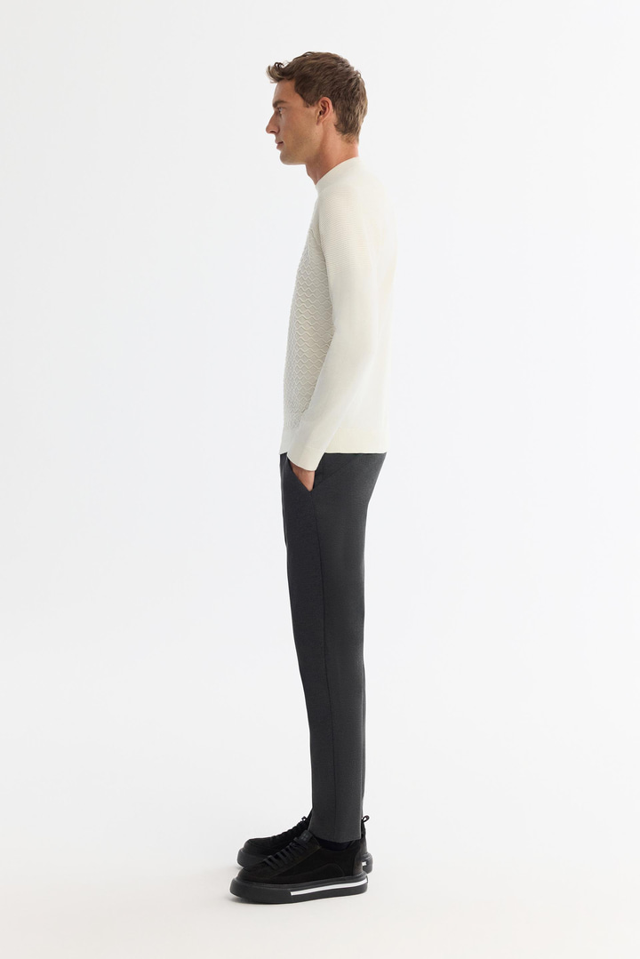 Ekru Yarım Balıkçı Yaka Soft Touch Triko Kazak