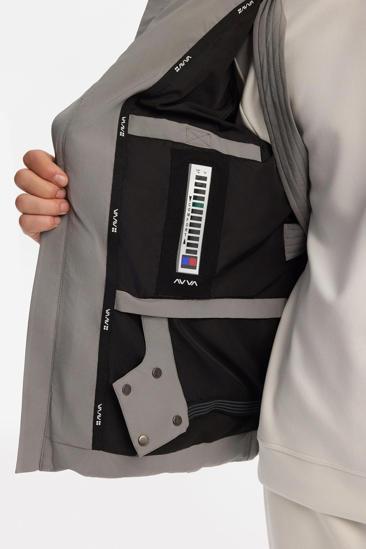 Gri Çıkma Kapüşonlu %100 Kaz Tüyü Su İtici Rüzgar Geçirmez  Parlak Şişme Kayak Montu