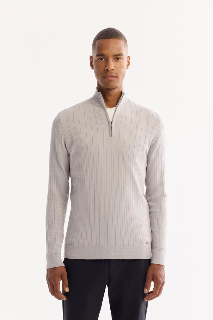 Gri Dik Yaka Fermuarlı Soft Touch Çizgili Triko Kazak