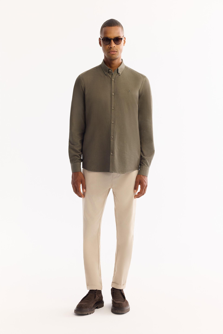 Koyu Haki Düğmeli Yaka Pamuklu Soft Touch Gömlek