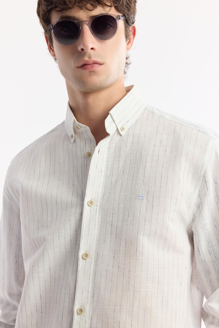 Lacivert Düğmeli Yaka Çizgili Keten Karışımlı Gömlek