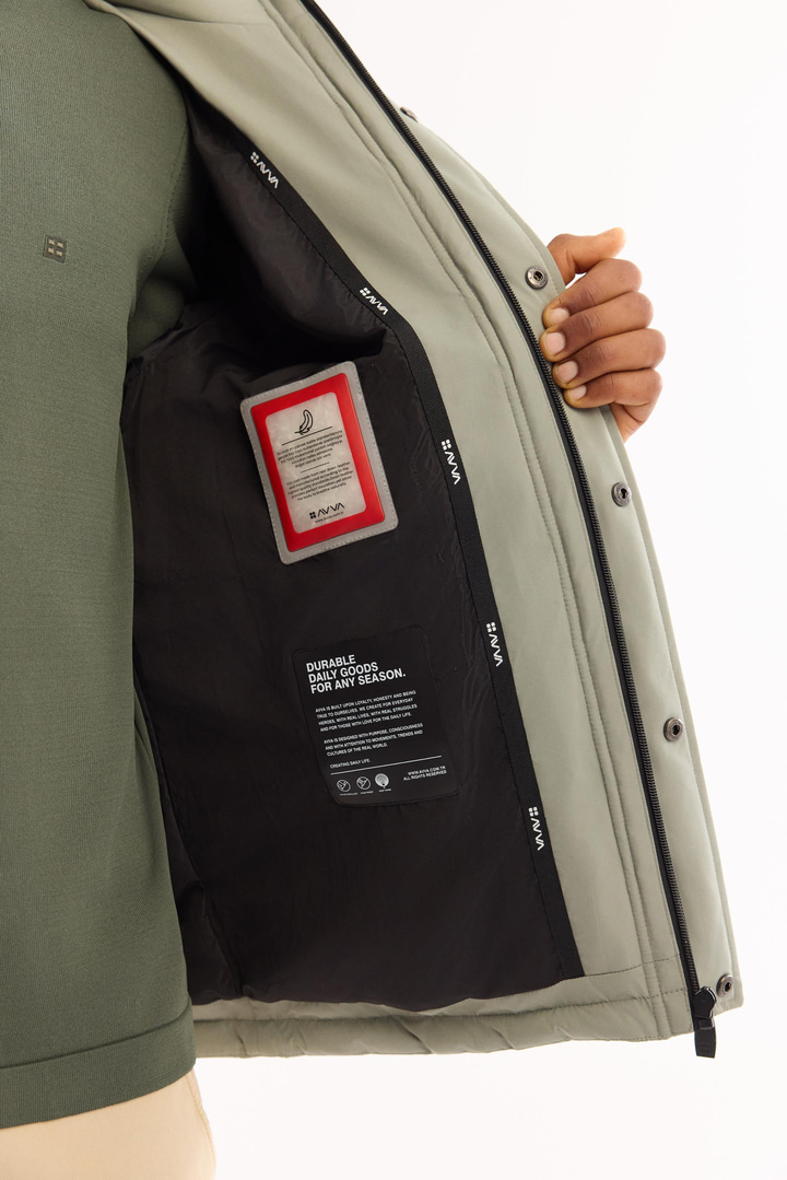 Nil Yeşili Kapüşonlu %100 Kaz Tüyü Su İtici Rüzgar Geçirmez -10 Dereceye Dayanıklı Şişme Mont