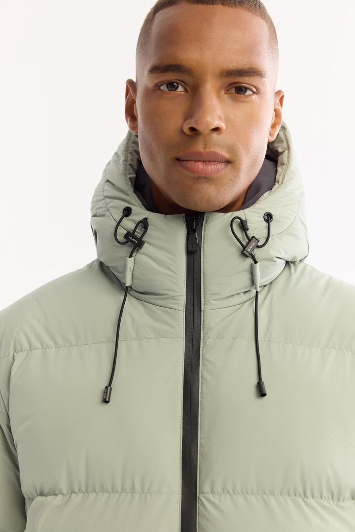 Nil Yeşili Kapüşonlu Su İtici Rüzgar Geçirmez -5 Dereceye Dayanıklı Şişme Mont