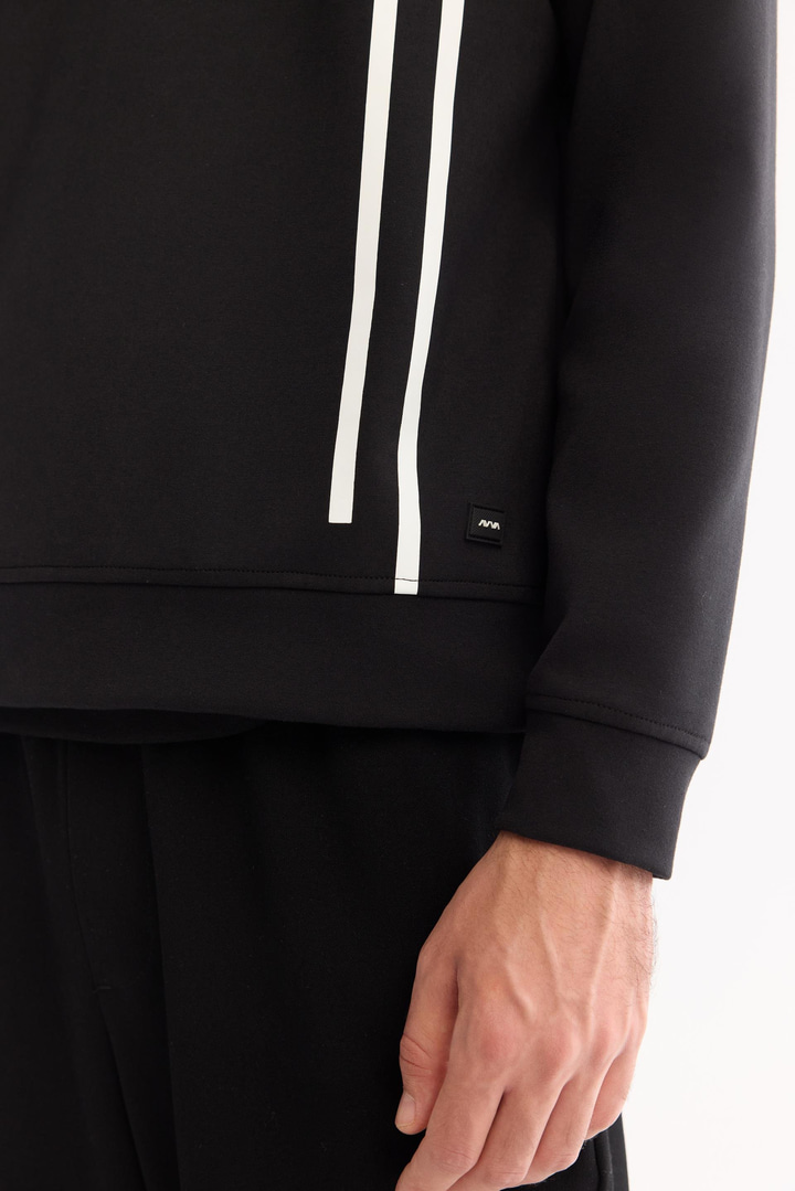 Siyah Bisiklet Yaka Kolay Ütülenen Bi-Stretch Baskılı Sweatshirt