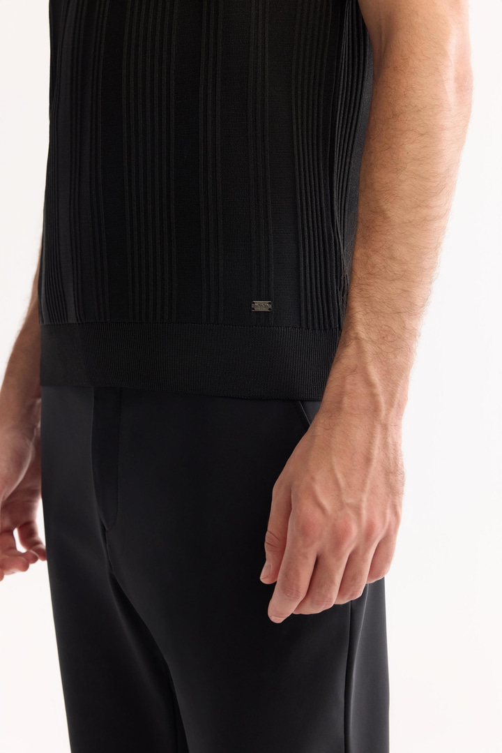 Siyah Bisiklet Yaka Çizgili Triko T-Shirt