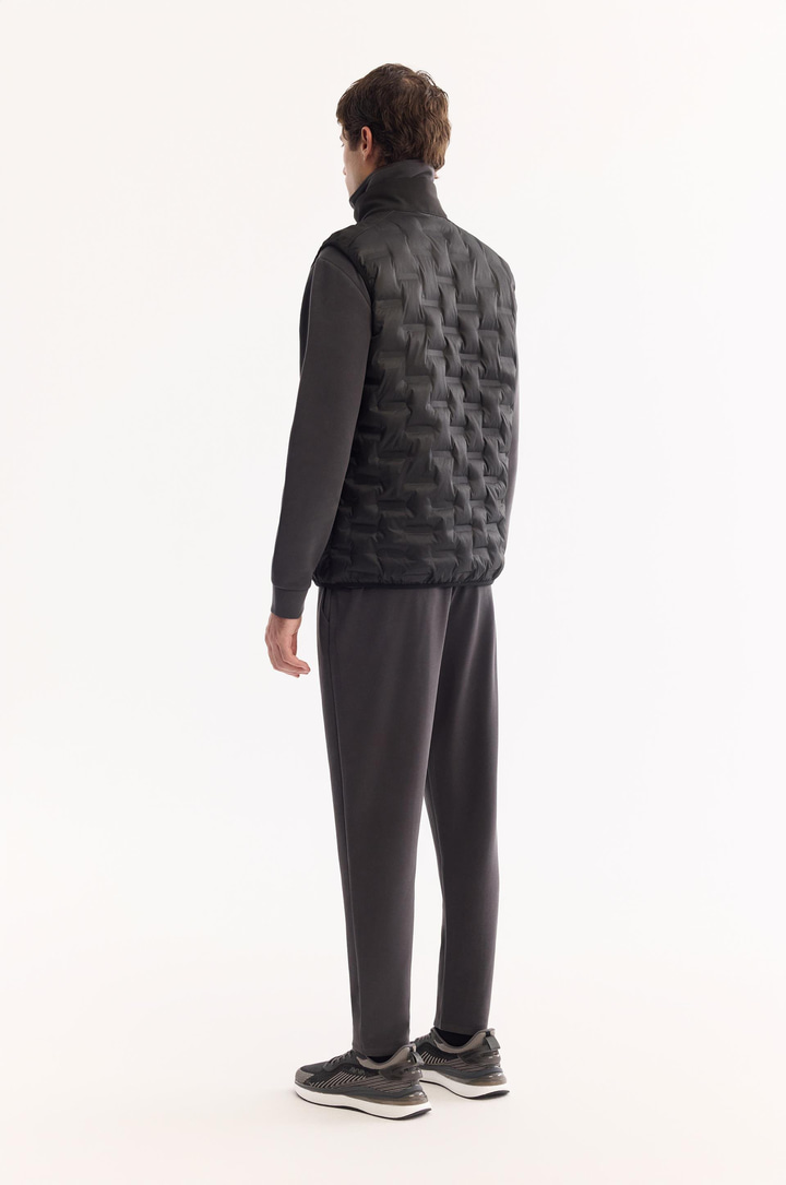 Siyah Dik Yaka Su İtici Rüzgar Geçirmez Hafif Şişme Yelek