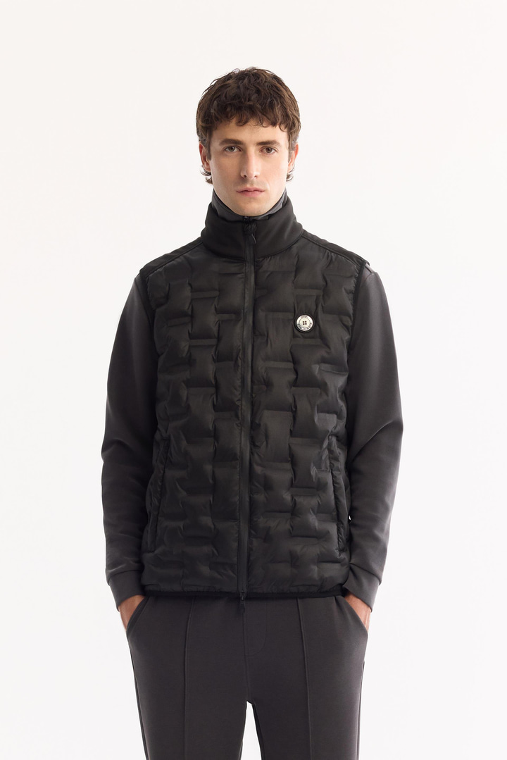 Siyah Dik Yaka Su İtici Rüzgar Geçirmez Hafif Şişme Yelek