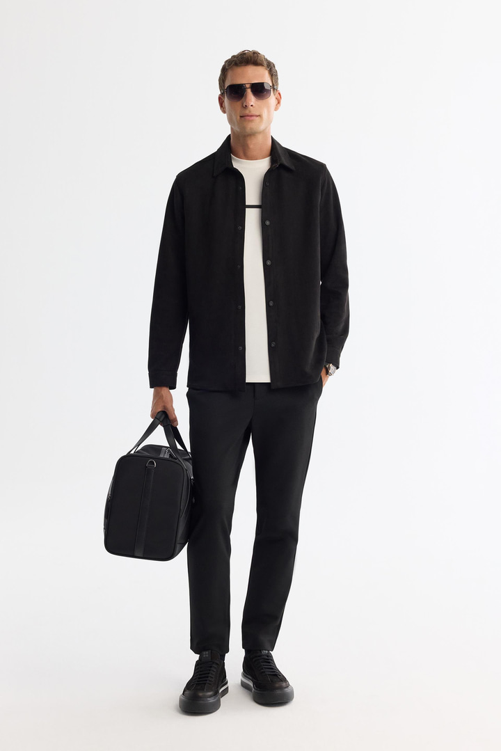 Siyah Klasik Yaka Çıtçıtlı Süet Dokulu Mevsimlik Mont