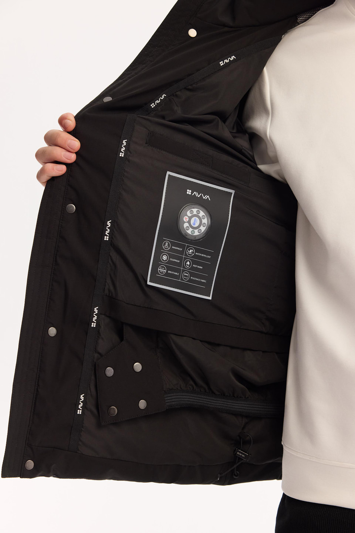 Siyah Kapüşonlu Su İtici Rüzgar Geçirmez -10 Dereceye Dayanıklı Parlak Şişme Kayak Montu