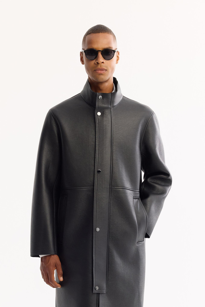 Siyah Dik Yaka Rüzgar Geçirmez Uzun Napa Kaban