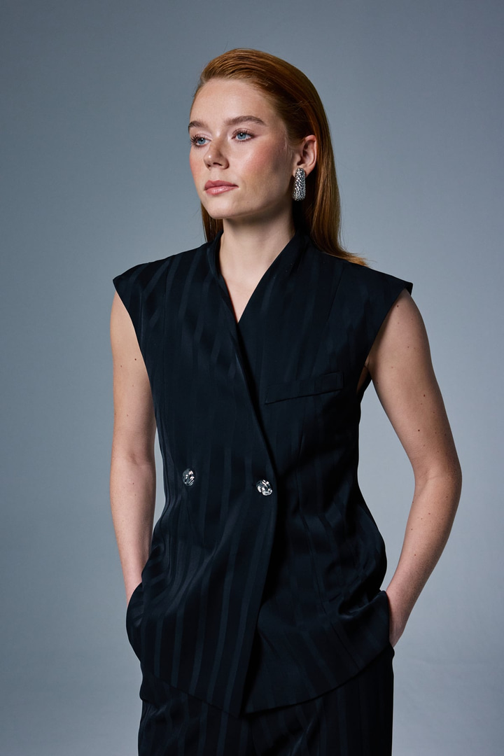 Anna Çizgili Yelek - Siyah