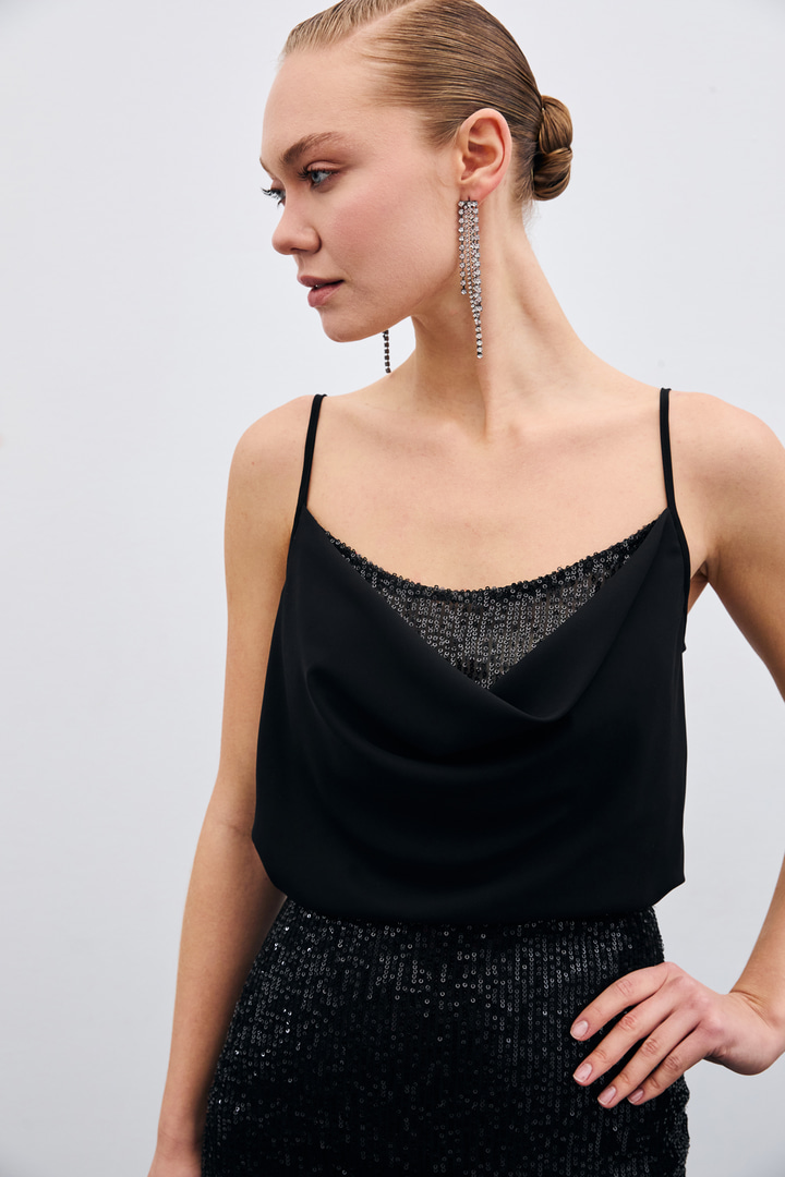 Degaje Yaka Bluz - Siyah