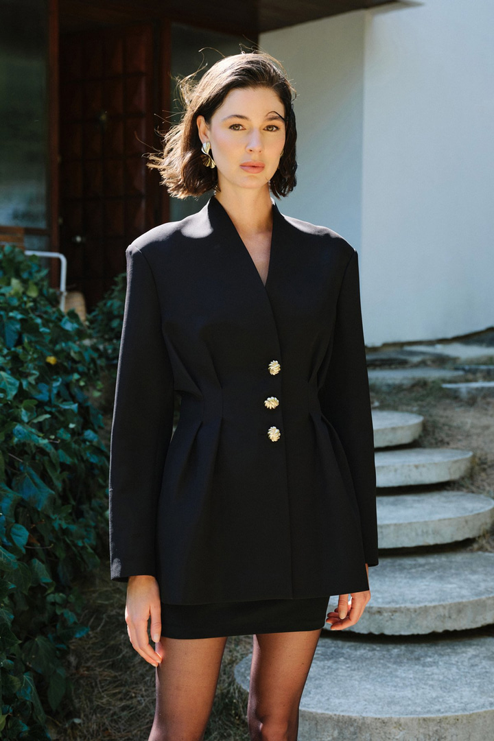 Gold Düğmeli Uzun Ceket - Siyah