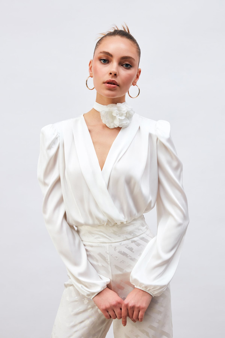 Kruvaze Saten Bodysuit Bluz - Ekru