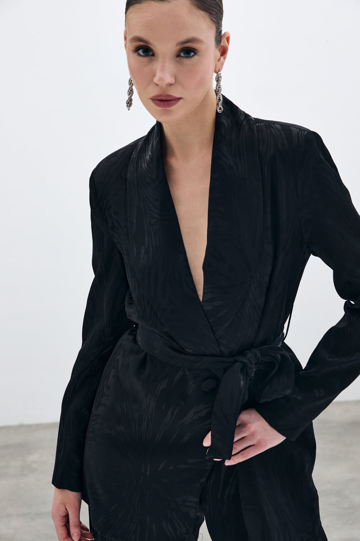 Kuşaklı Uzun Ceket - Siyah