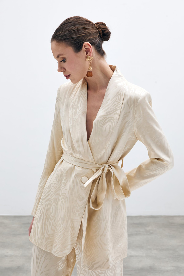 Kuşaklı Desenli Uzun Ceket - Taş