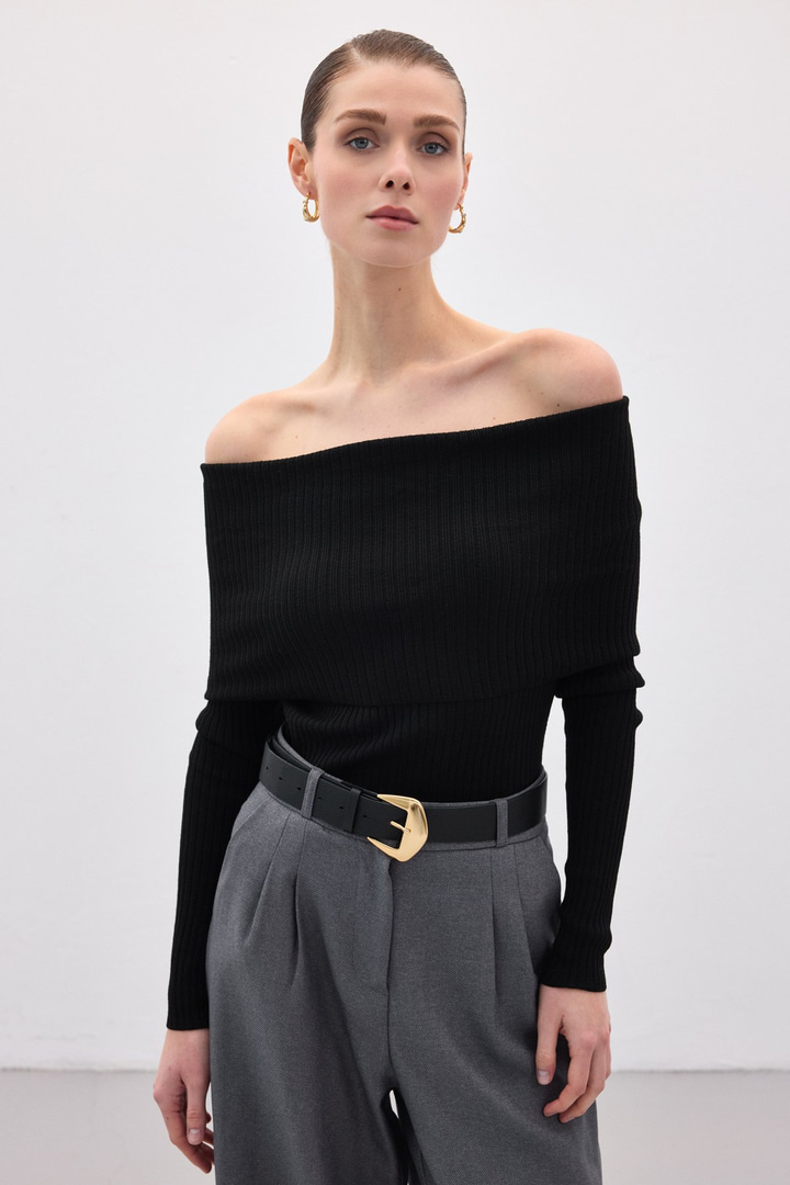 Madonna Yaka Triko - Siyah