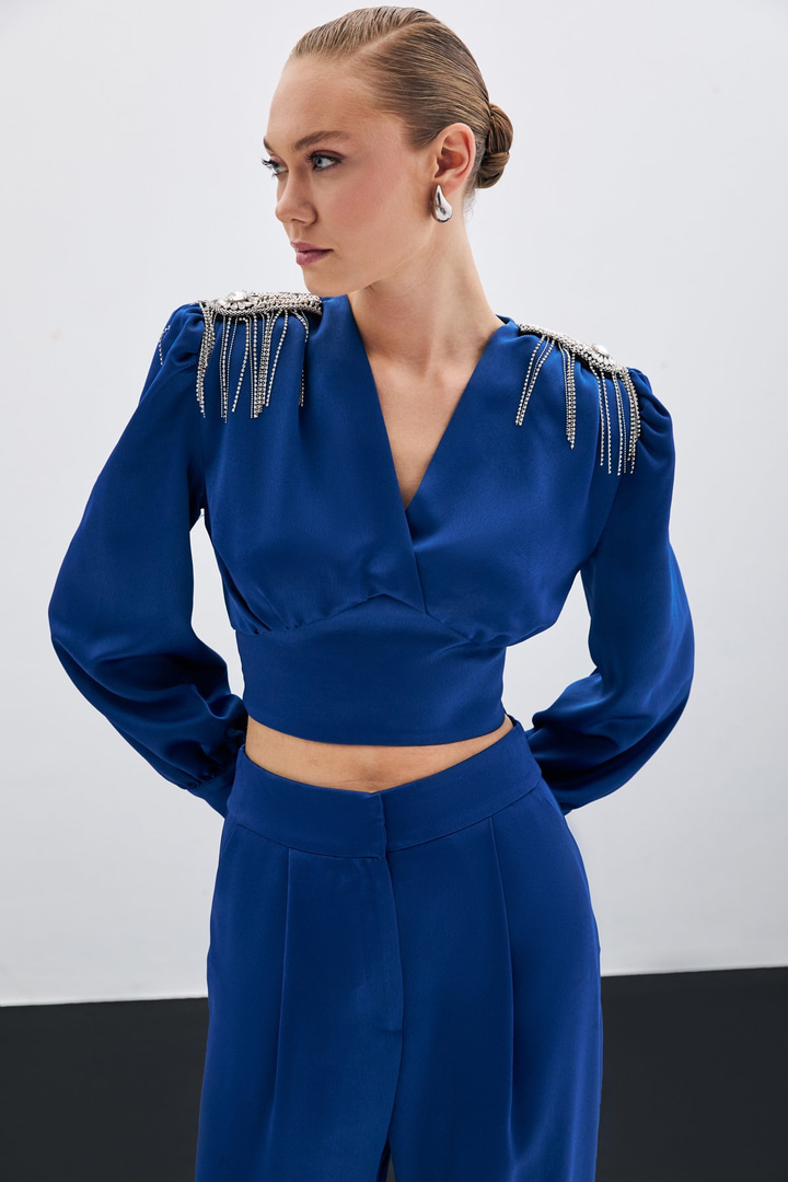 Omuz Aksesuarlı Kısa Bluz - İndigo