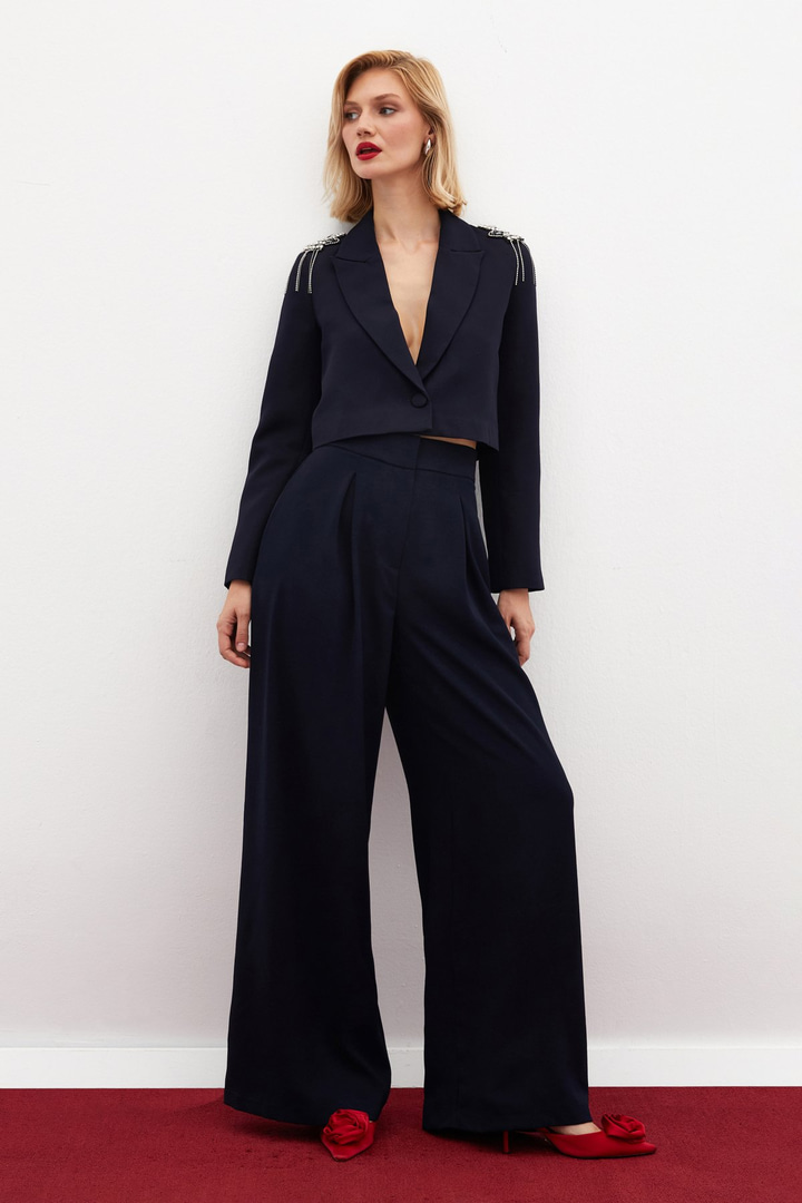 Omuz Aksesuarlı Kısa Ceket - Lacivert