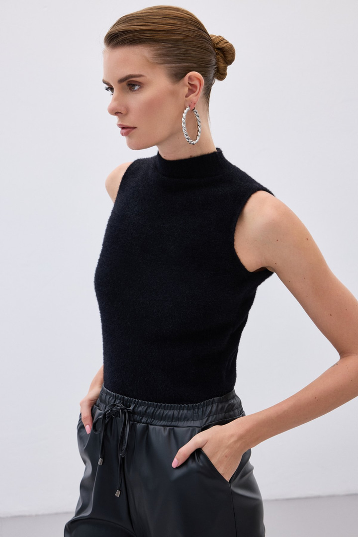 Sıfır Kol Sakallı Triko Bluz - Siyah