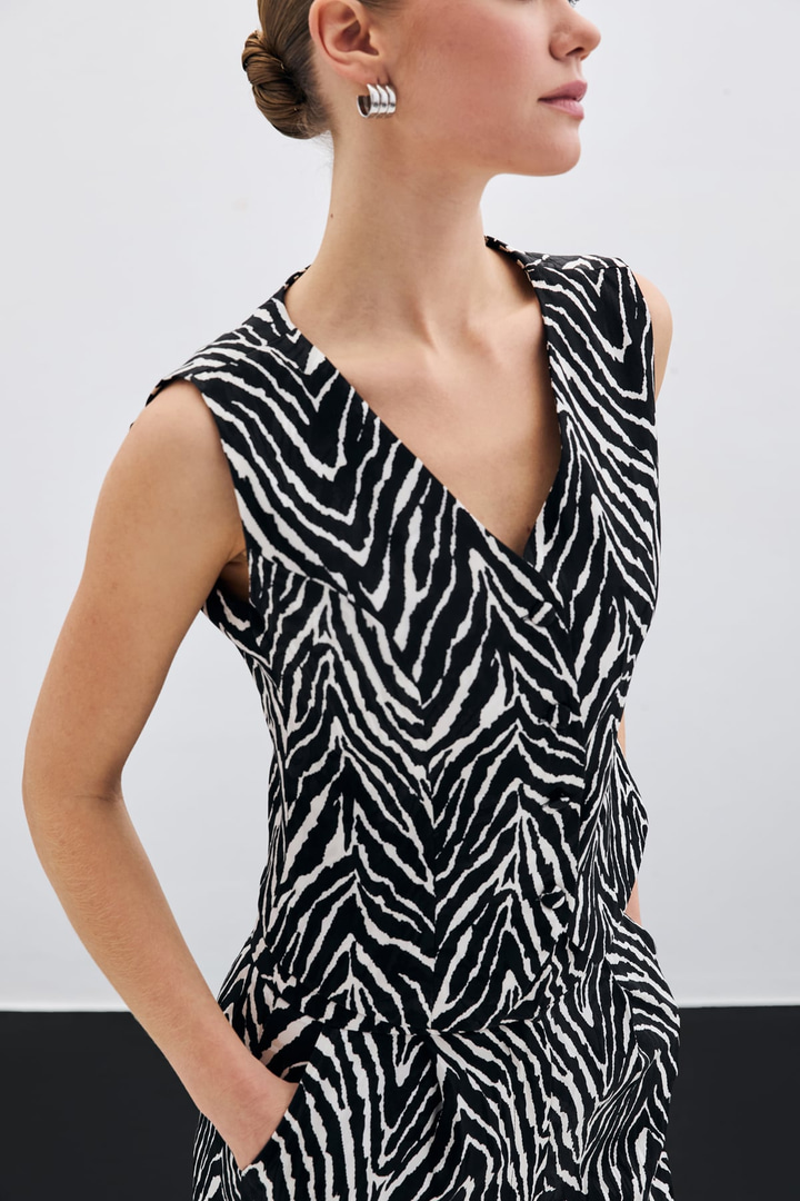 Zebra Desen Kısa Yelek - Siyah