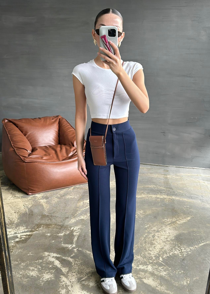 Enine Boyuna Likralı Pantolon LACİVERT