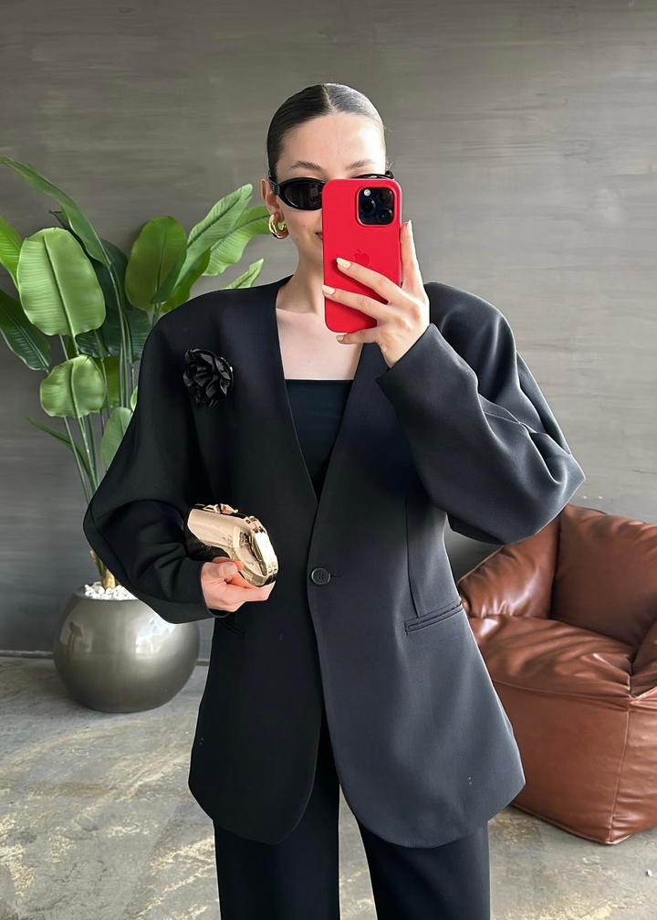 Gül Detaylı Blazer Ceket SİYAH