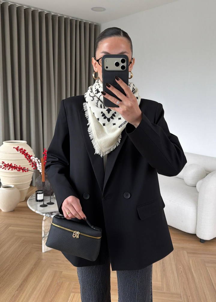 İki Düğmeli Dilvin Blazer SİYAH