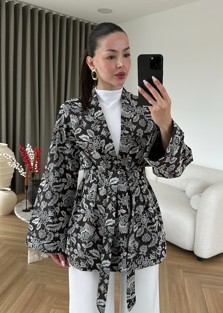 Yaprak Baskılı Kuşaklı Kimono ACI KAHVE