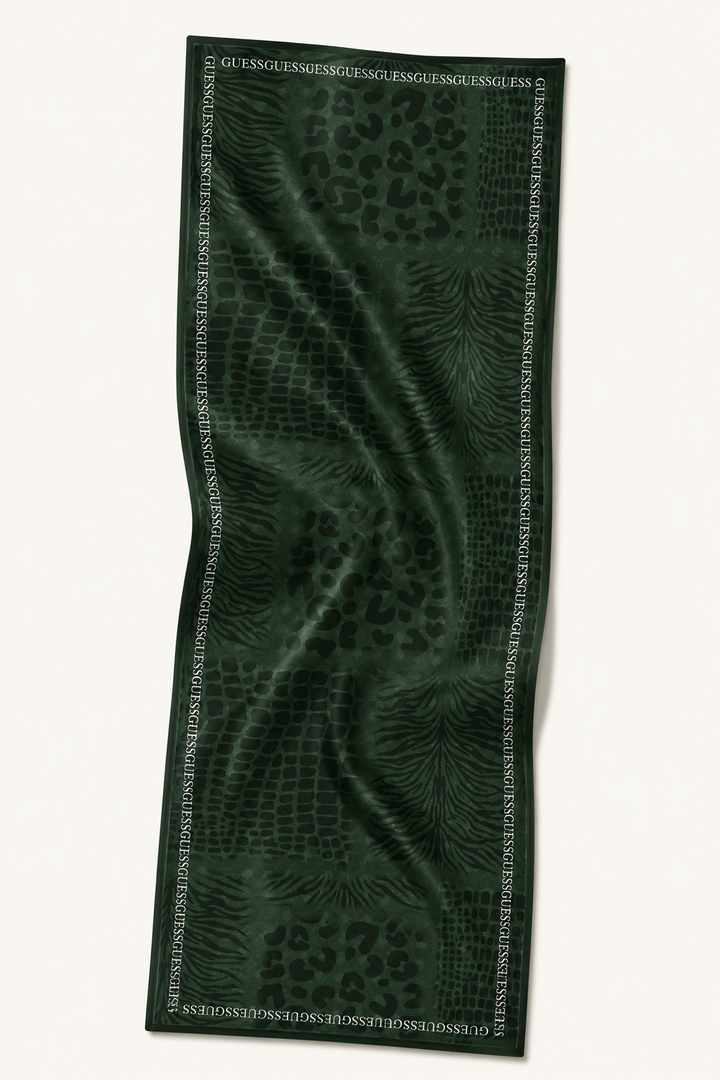 Guess Leona Pattern