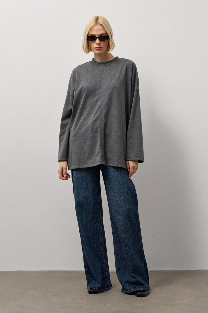 Antrasit Oversize Kesim Uzun Kollu Basic T-Shirt