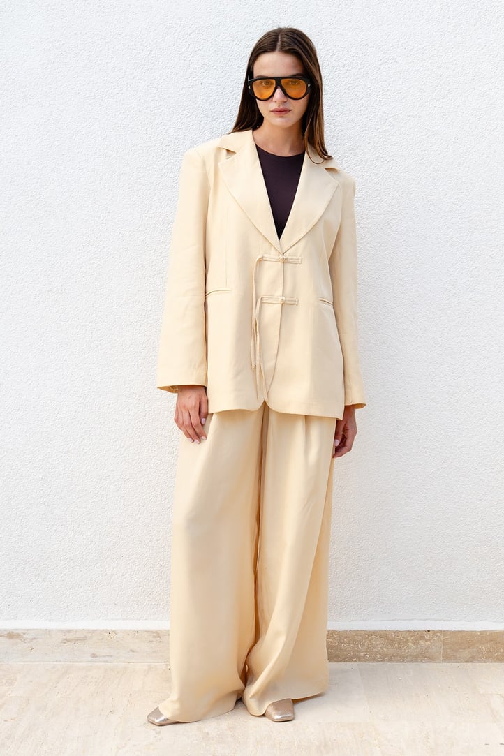 Sarı Çift Bağlama Detaylı Blazer Takım