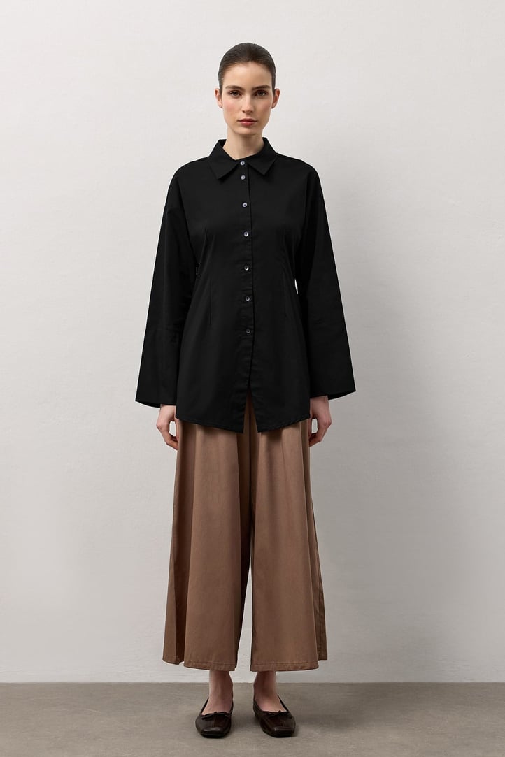 Siyah Pensli Fitted Poplin Gömlek