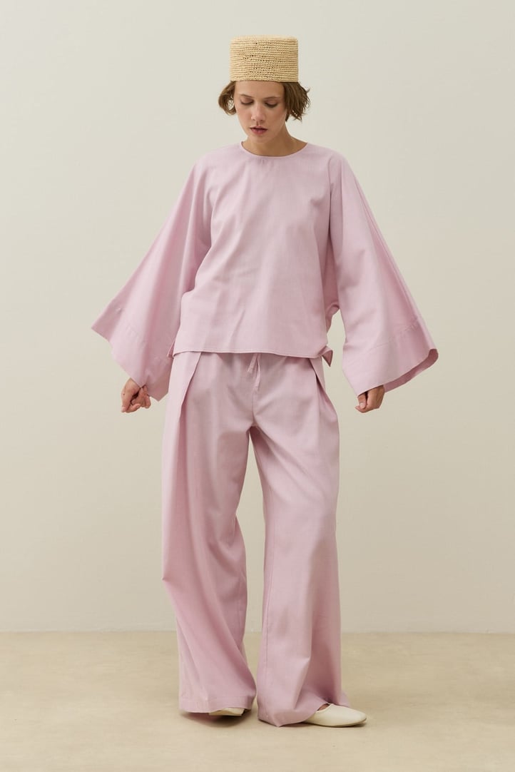 Toz Pembe Yarasa Kol Detaylı Mini Keten Bluz