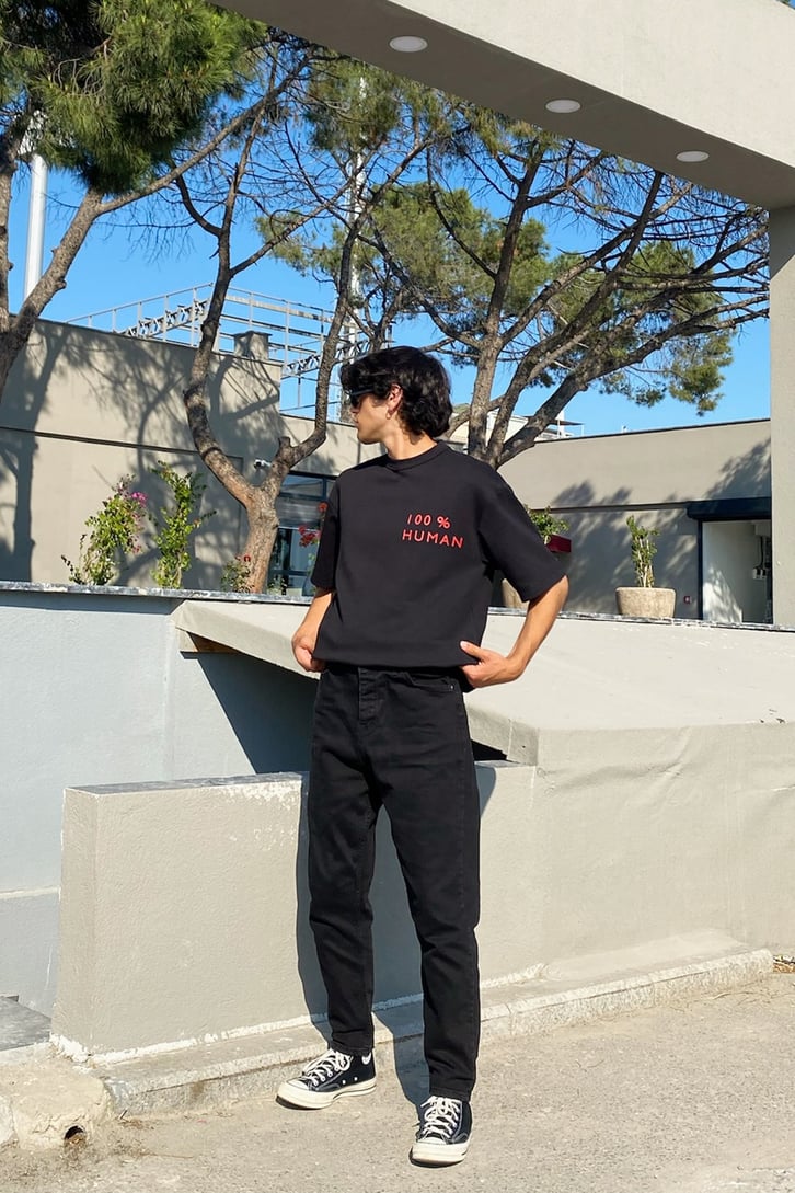 100 % Human Baskılı Siyah Oversize Tshirt