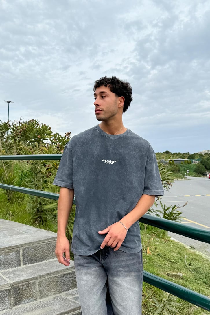 1989 Baskılı Acid Wash Oversize Tişört
