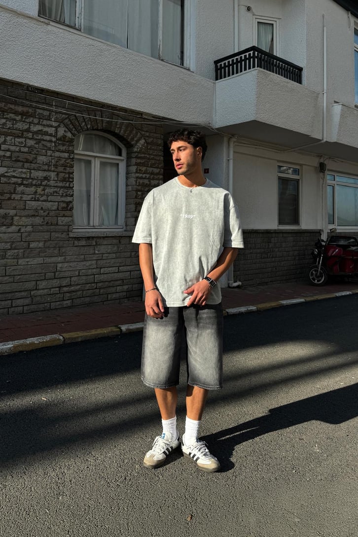 1989 Baskılı Acid Wash Oversize Tişört