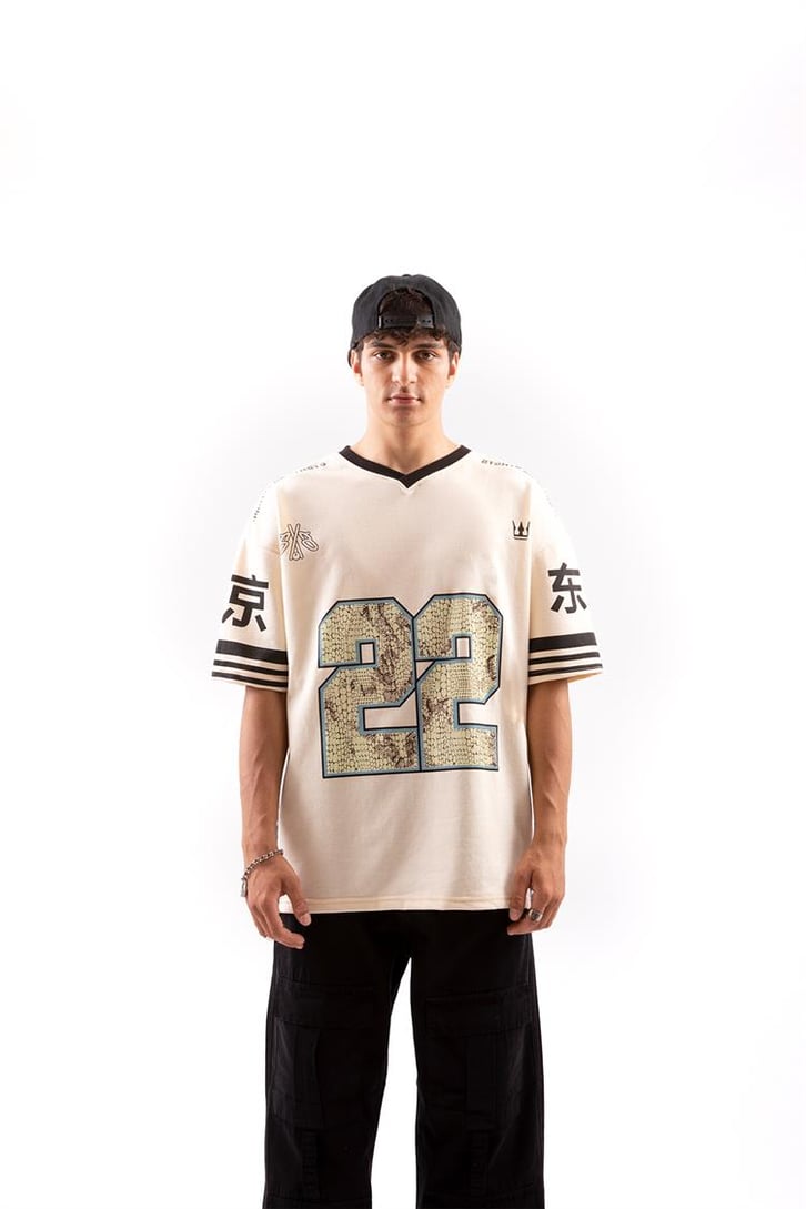 22 Baskılı Krem Oversize Tişört