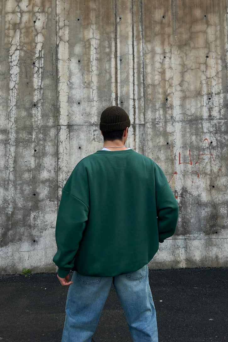 22 Nakışlı Yeşil Oversize Sweatshirt