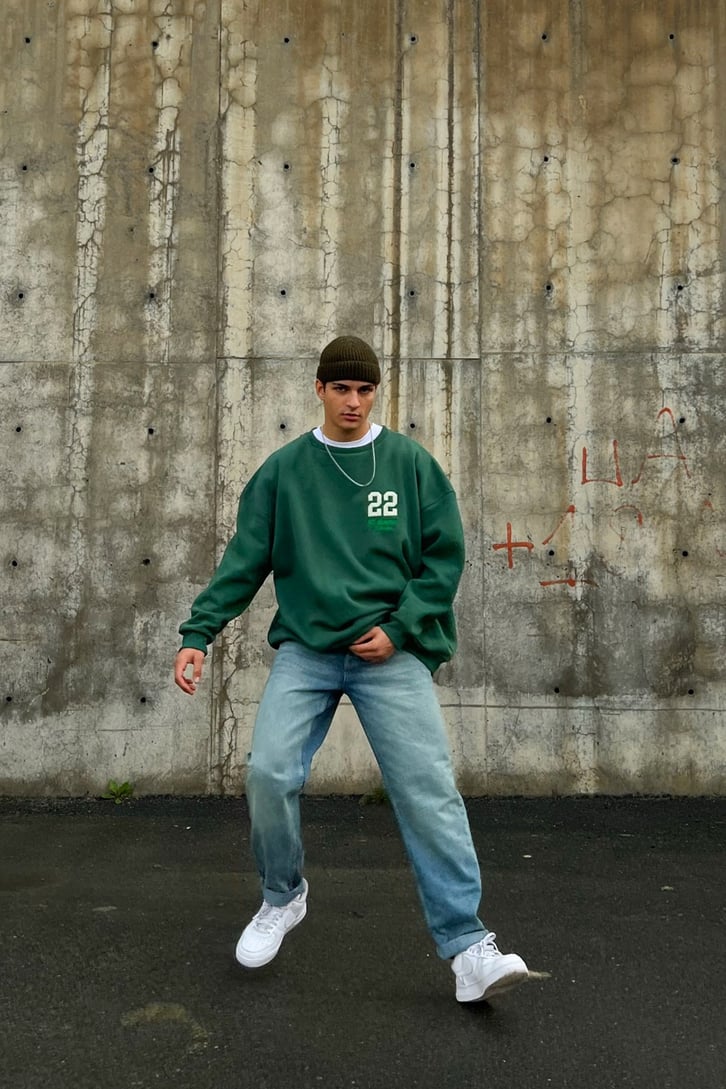 22 Nakışlı Yeşil Oversize Sweatshirt
